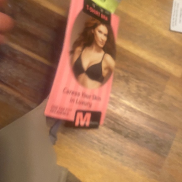 T shirt Bra - Picture 3 of 4